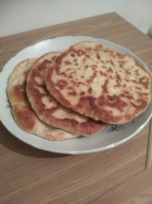 Хлебные рассольно-пресные лепёшки : Вегетарианская и постная кухня