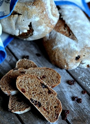 Ржаной хлеб с изюмом : Хлеб, батоны, багеты, чиабатта