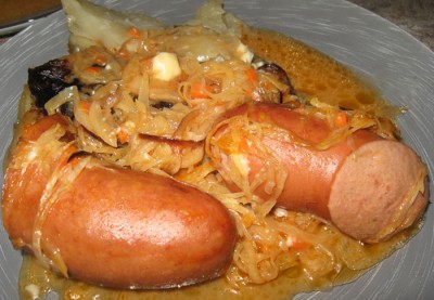 Сардельки тушеные с овощами : Вторые блюда